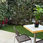 Proche Avec Jardinet Et Parking - Casa Garcia Διαμέρισμα *