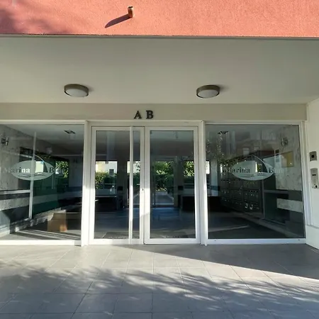 Proche Avec Jardinet Et Parking - Casa Garcia