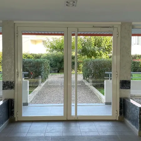 Apartment Proche Avec Jardinet Et Parking - Casa Garcia Villeneuve-Loubet