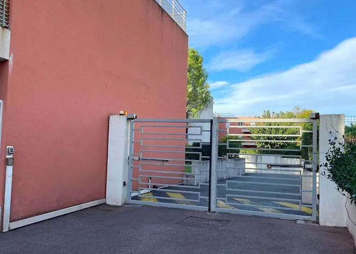 Apartmán Proche Avec Jardinet Et Parking - Casa Garcia *